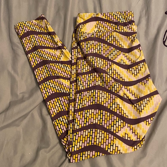 Yellow & purple patterned leggings - Picture 1 of 3